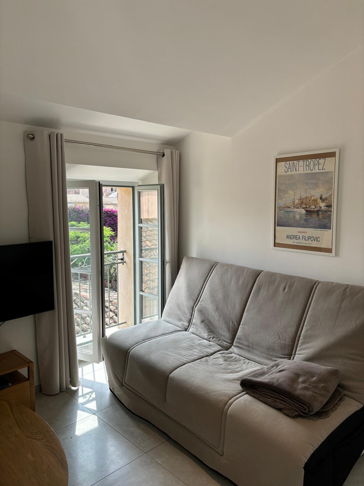 Location Appartement Rondini